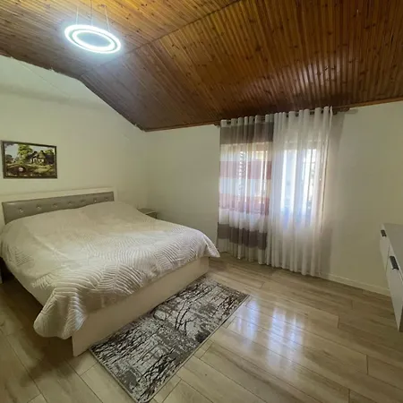 Appartement Dedi Shkodër